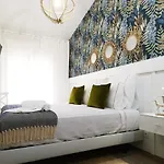 Holidays Villa *