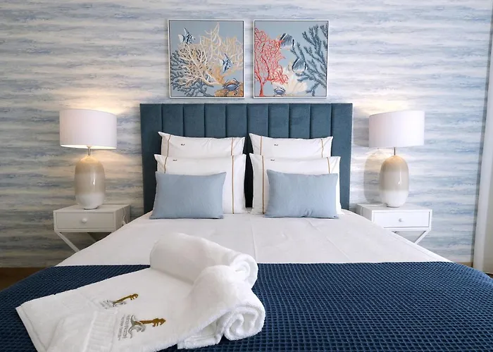 Holidays וילה נאזרה